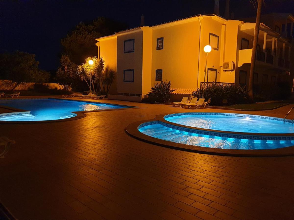 Alfeli-Ap Appartement Olhos de Agua  Buitenkant foto